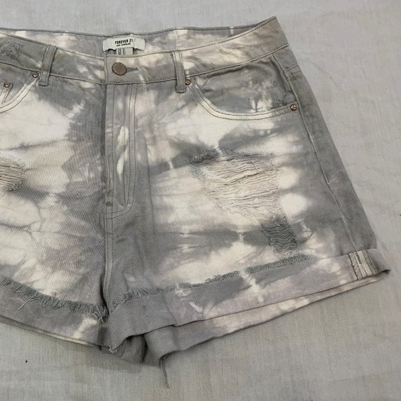 🌼 FOREVER 21 LOS ANGELES WOMENS DISTRESSED JEANS SHORTS SIZE 31 🌼 - Picture 3 of 7